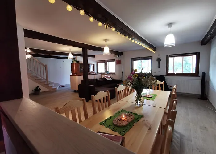 Zielone Wzgorze بيت خشبي *